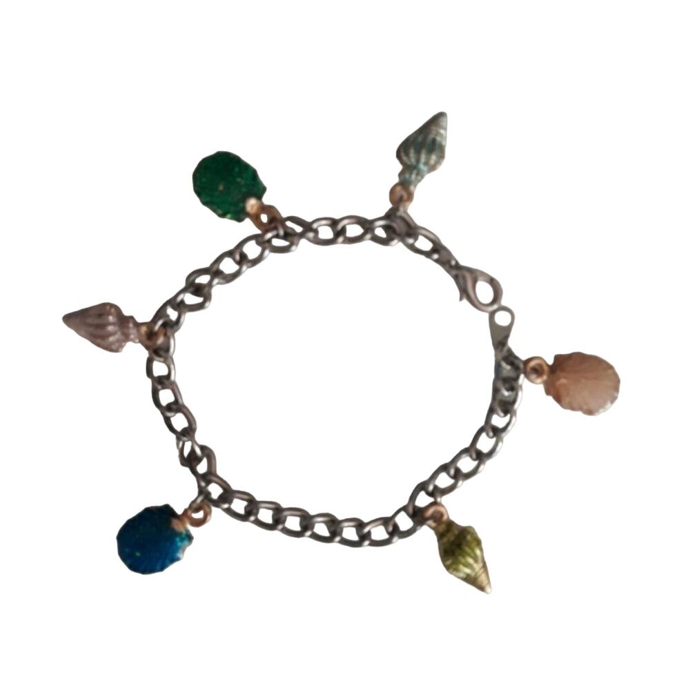 Hand Crafted Charm Bracelet Conch and Clam Shell